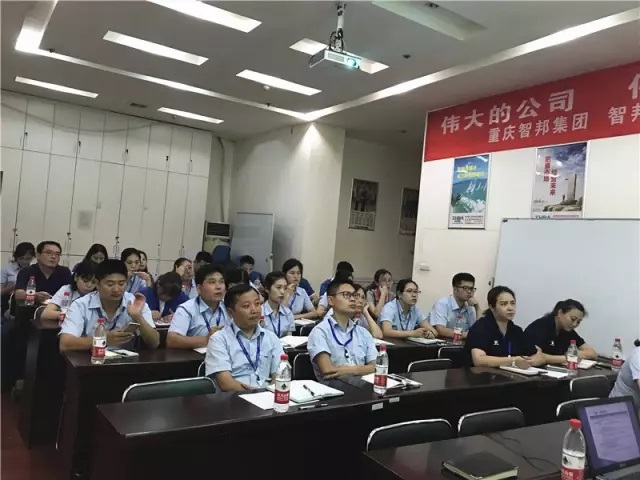 加強(qiáng)保密教育，增強(qiáng)保密觀念